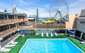 Aztec Ocean Resort